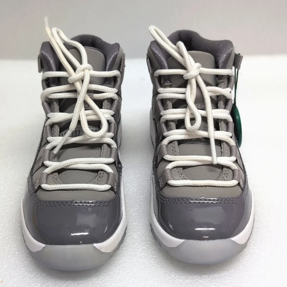 Nike Air Jordan 11 Retro Cool Gray Kids Size 11C - Picture 2 of 16
